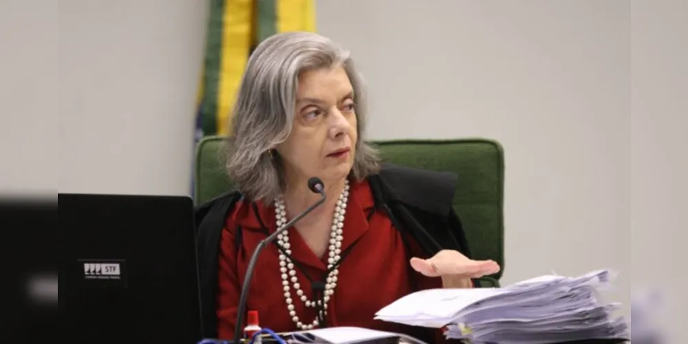 Imagem ilustrativa da imagem Ministra proíbe governo de monitorar jornalistas na web