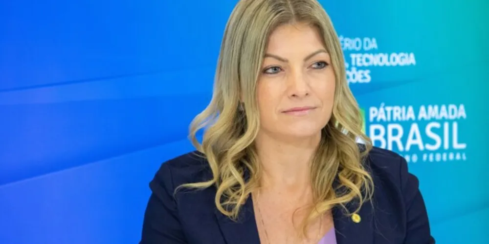 Deputada federal do Estado do Paraná, Aline Sleutjes (União).