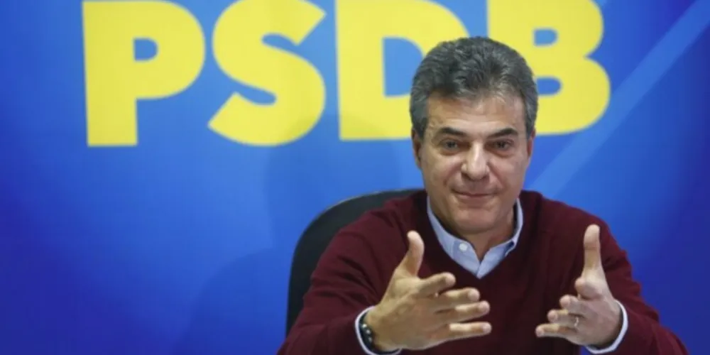 Presidente estadual do partido no Paraná, ex-governador Beto Richa.