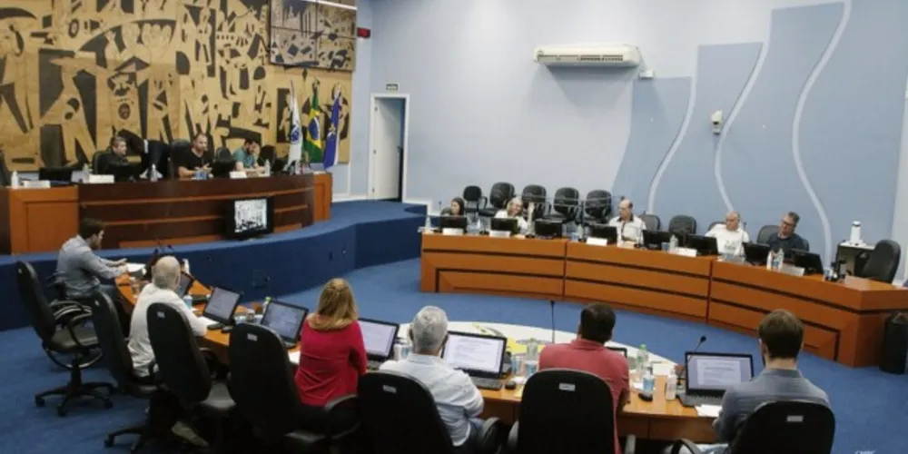 Câmara Municipal discutiu os projetos de lei nesta quarta-feira (6).