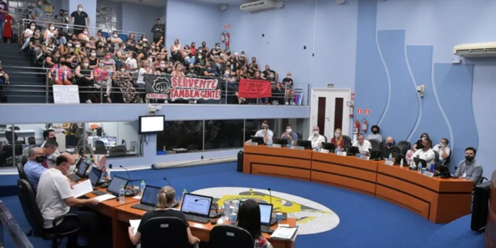 Discussões aconteceram na sessão ordinária desta segunda-feira (7).