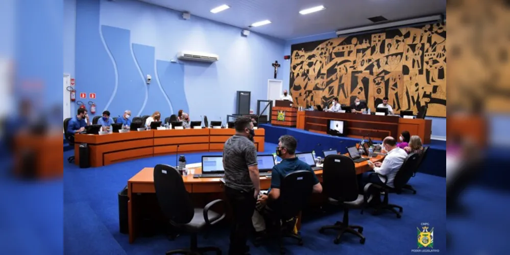 Debates na Câmara Municipal aconteceram na última segunda-feira (21).