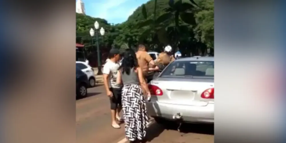 Imagem ilustrativa da imagem Mulher agride conselheira tutelar no Paraná