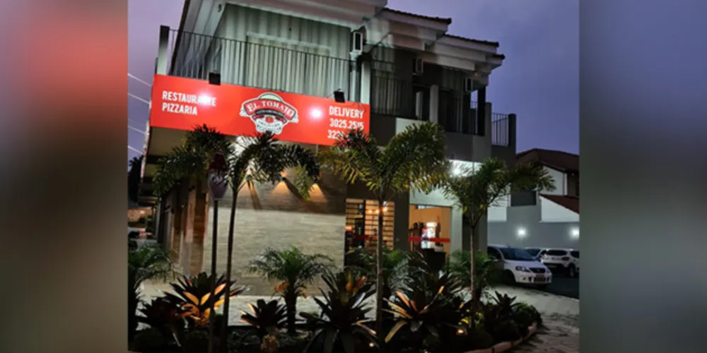 Durante o mês de março toda mulher que jantar no El Tomato vai ganhar uma sobremesa especial