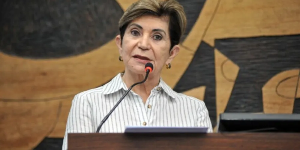 Prefeita de Ponta Grossa, Elizabeth Silveira Schmidt (PSD).