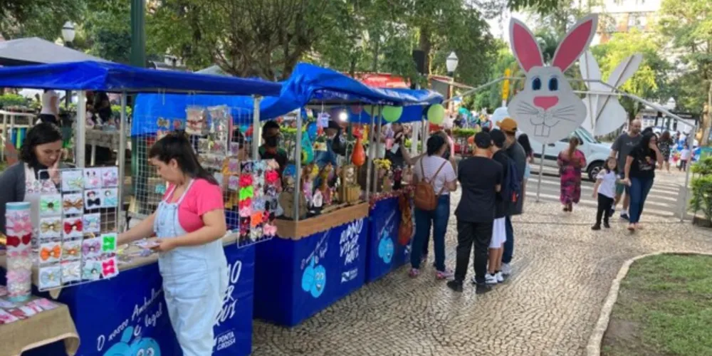 Feira reúne mais de 160 feirantes, entre artesãos, cultores e culinários artesanais