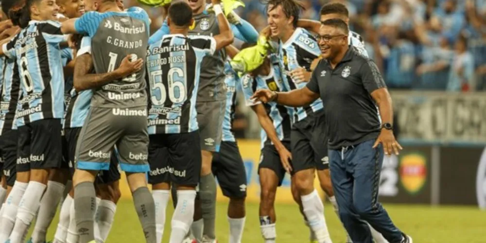 Em sua primeira final como treinador do Tricolor, Roger Machado conquistou também o seu primeiro título