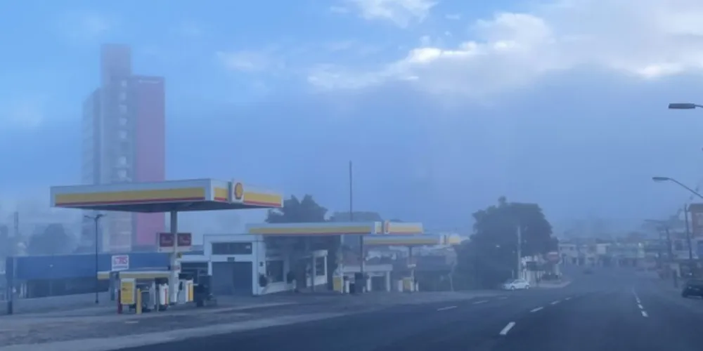 Cidade amanheceu com neblina e temperaturas amenas