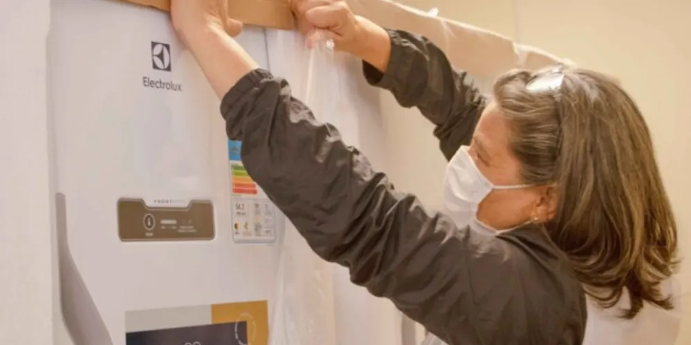 Laboratórios de Farmácia da UEPG recebem doação de refrigeradores