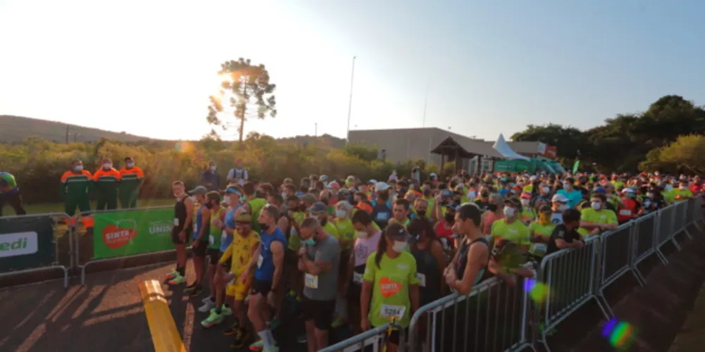 Imagem ilustrativa da imagem Vila Velha é palco de meia maratona da Unimed PG