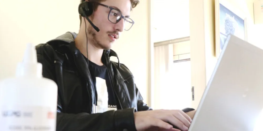 Governo seleciona profissionais para ensinar português para as ucranianas
acolhidas pelas universidades estaduais.