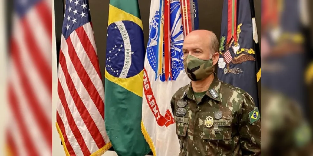 Futuro general da Brigada de Ponta Grossa, Marcelo Goñes Sabbá de Alencar.