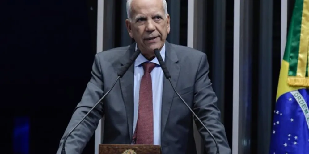 Senador paranaense, Oriovisto Guimarães (Podemos).