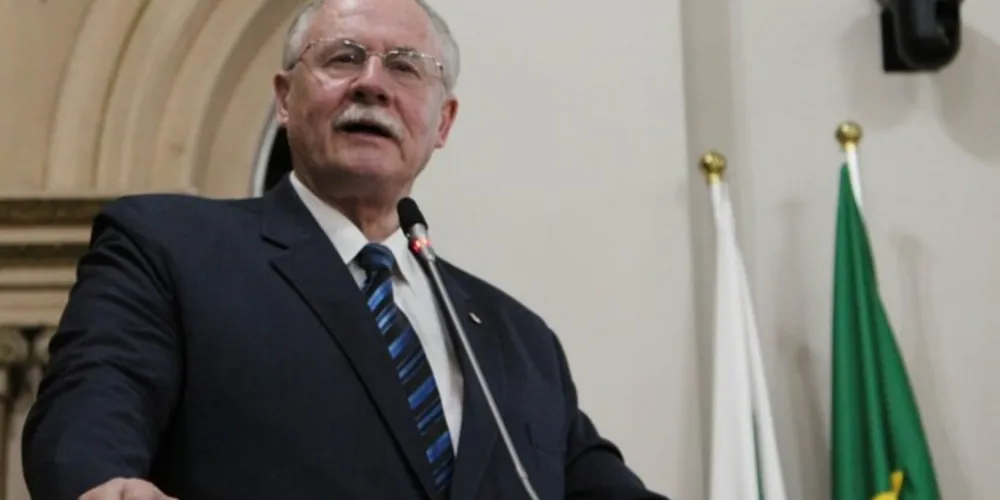 Ex-governador do Paraná, Orlando Pessuti.