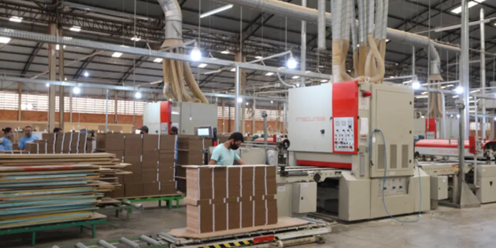 Número total de contratados pela indústria aumentou em 8,34%