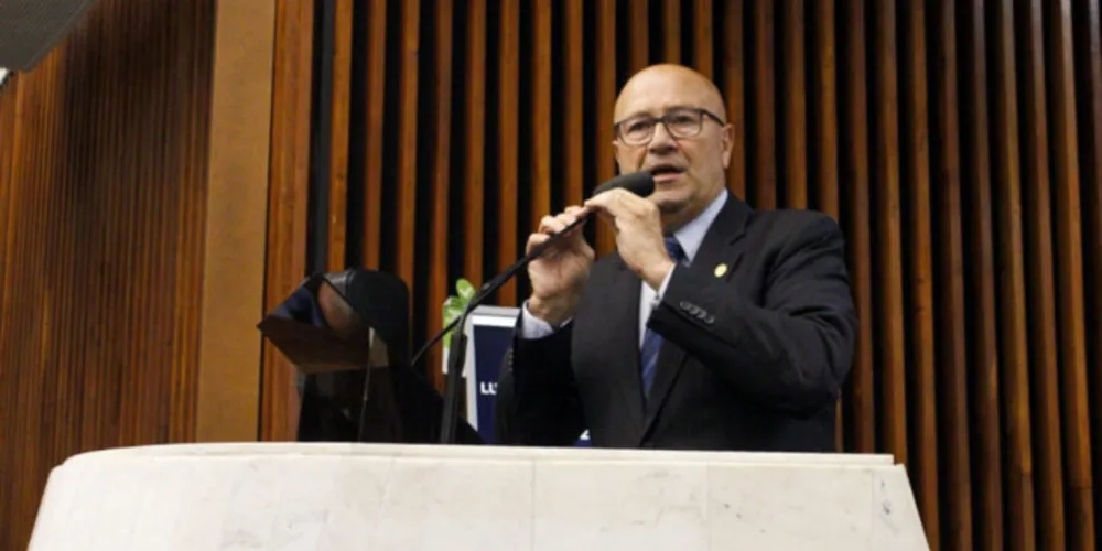Deputado estadual do Paraná, Luiz Claudio Romanelli (PSB).