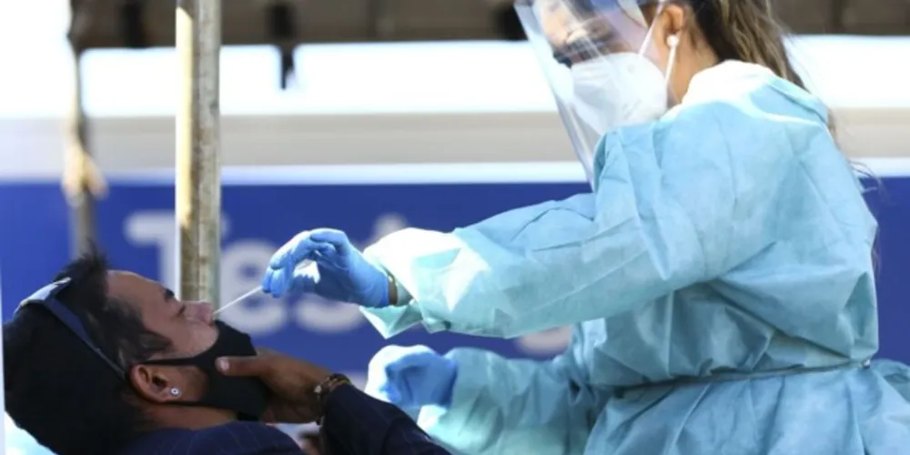 Estudo sugere que a BA.2 é aproximadamente 33% mais infecciosa do que a BA.1.