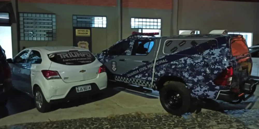 Imagem ilustrativa da imagem Guarda Civil Municipal recupera carro furtado em bairro de PG