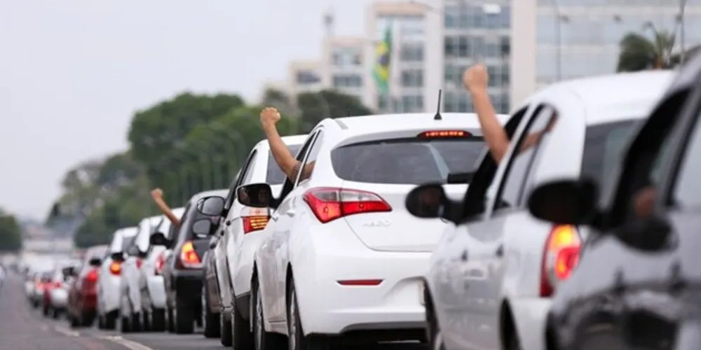 Motorista cancelou corrida logo após retirar o lanche no estabelecimento, sendo contatado pela empresa mais tarde
