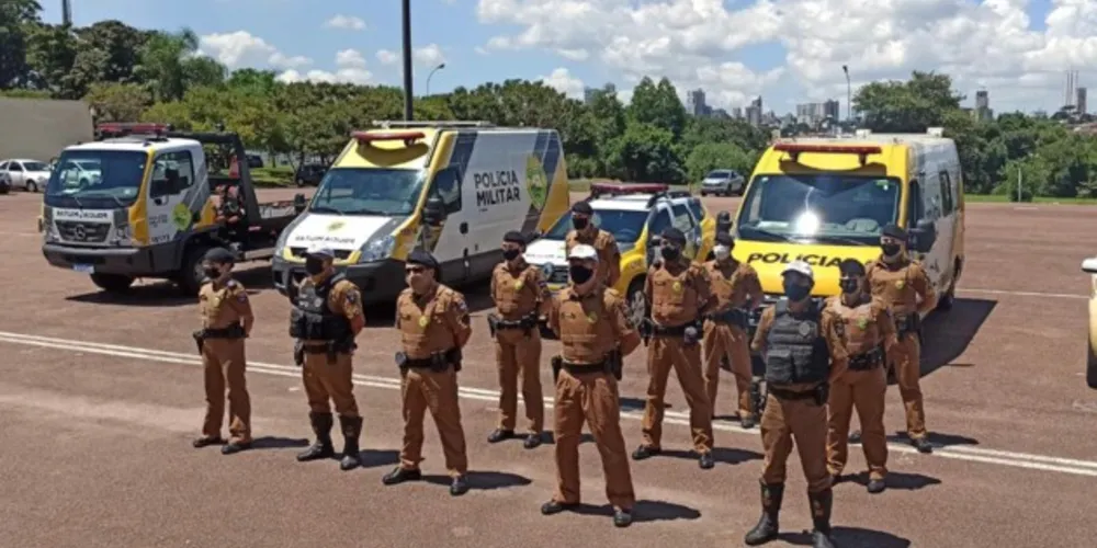 Policiais do 1º Batalhão de Polícia Militar, fazem ações de reforço de fiscalização de trânsito