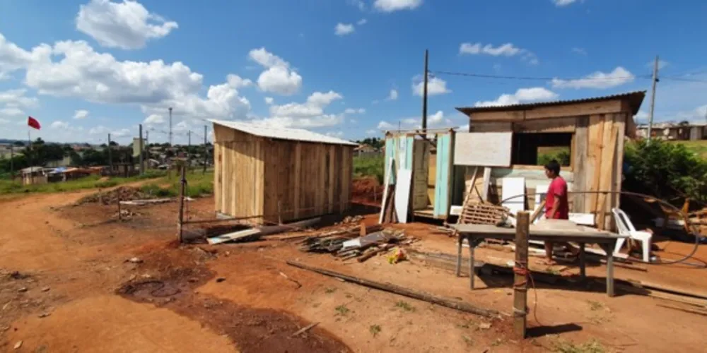 Ocupação já passa de 100 dias, sem uma definição concreta sobre a situação.