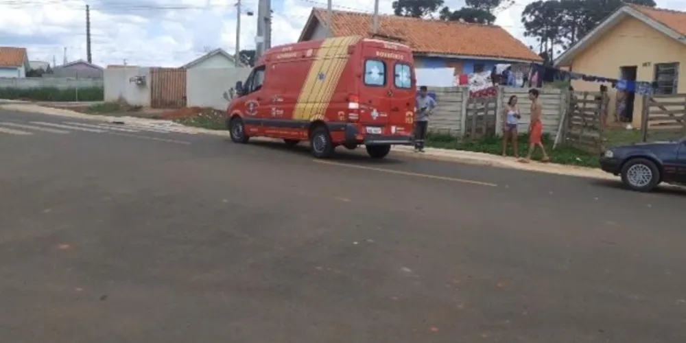 Uma mulher foi vítima de ferimento por álcool em sua residência na rua João Pedro Medaile próximo ao Grêmio Recreativo no Jardim Ponta-grossense.