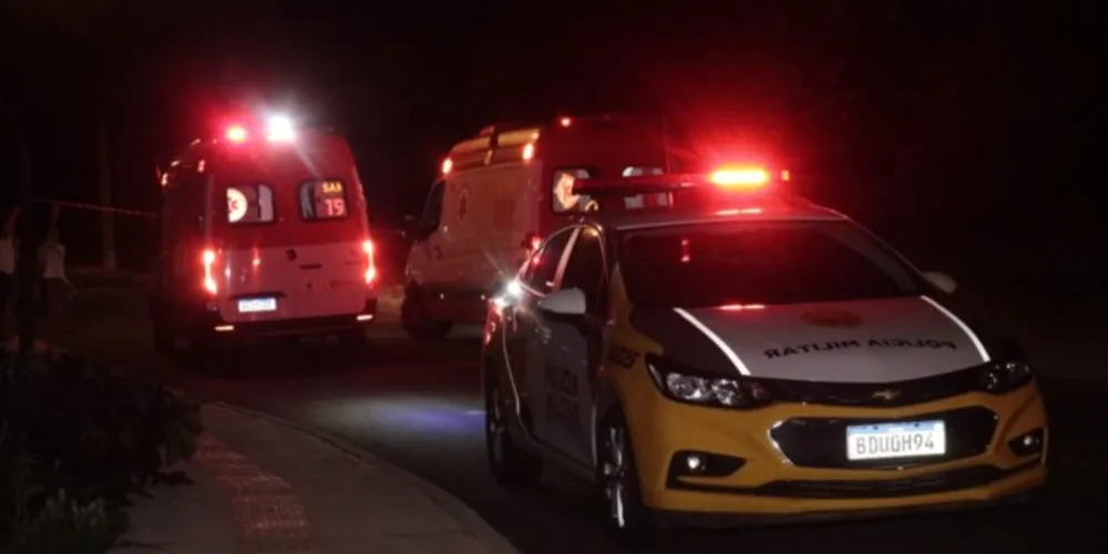 Rapaz de 32 anos estava na frente de casa no momento do ataque
