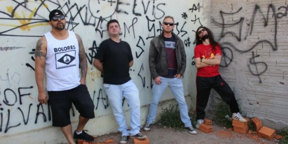 Banda de punk-rock "Bolores" lança novo clipe neste sábado