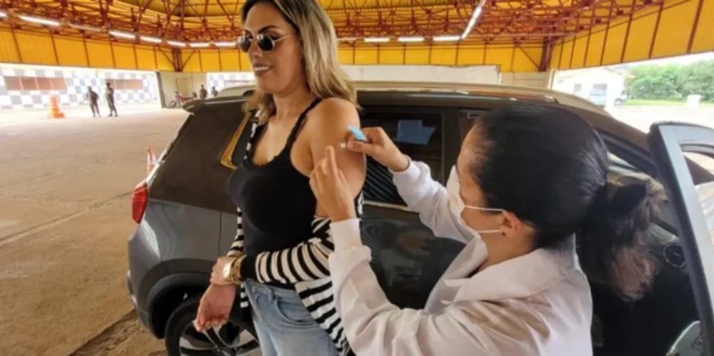 As doses serão aplicadas na Estação Arte a partir de segunda-feira (14).