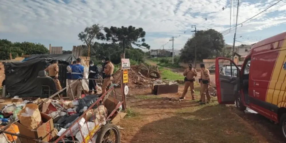 O assassinato mobilizou socorristas e autoridades policiais na manhã desta quarta-feira (23)