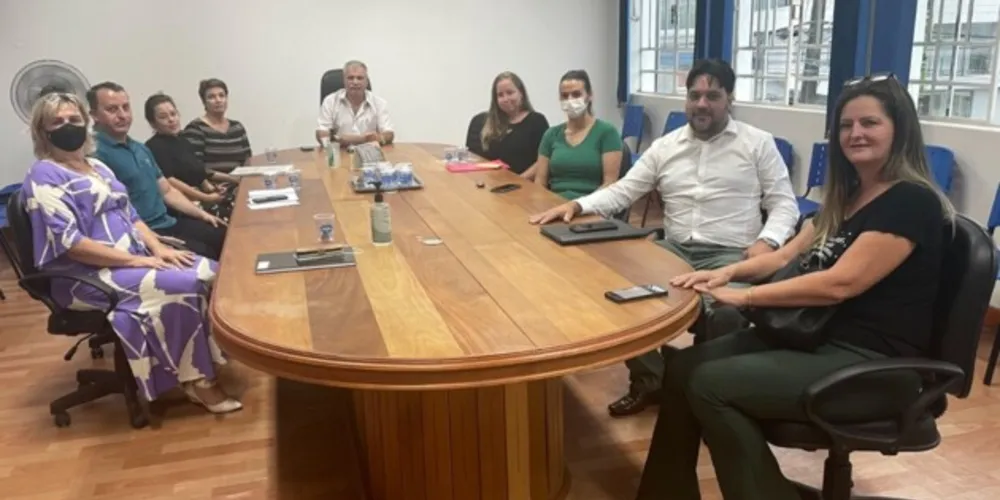 Prefeito Jorge Derbli comunicou oficialmente o aumento salarial