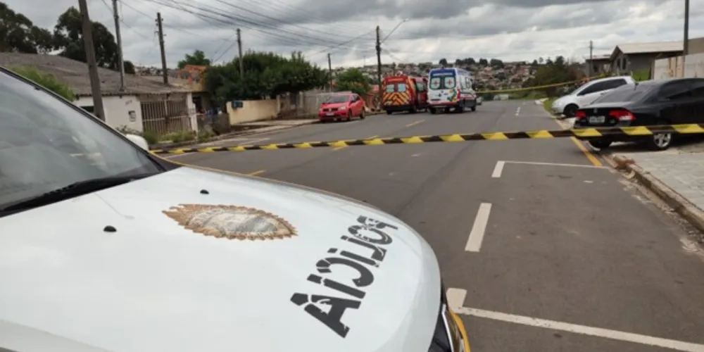 Homem foi baleado por volta das 13h30 na Vila Liane