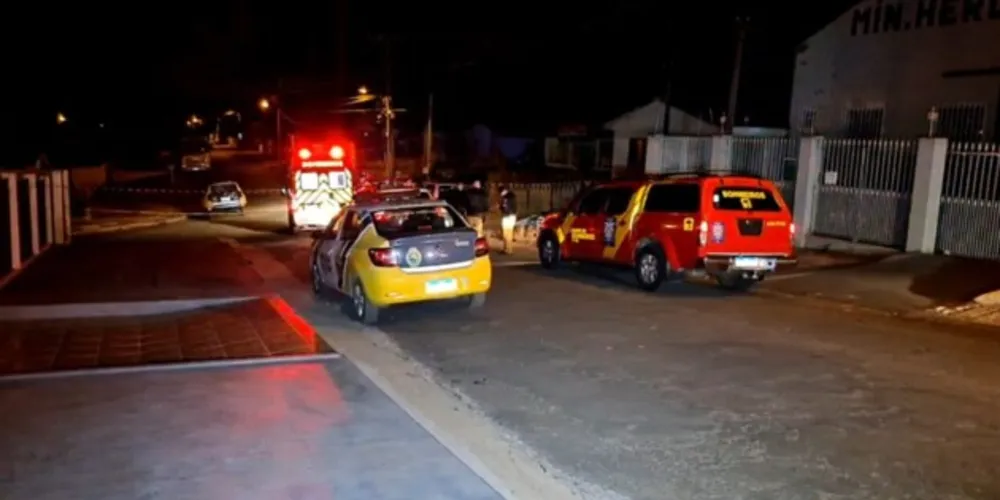 Crime foi registrado na madrugada deste domingo no bairro Cará-Cará