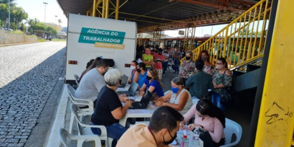 O programa ‘Agência do Trabalhador Móvel’ acontece das 9h às 13h, nesta quinta-feira (24), no Terminal Central.