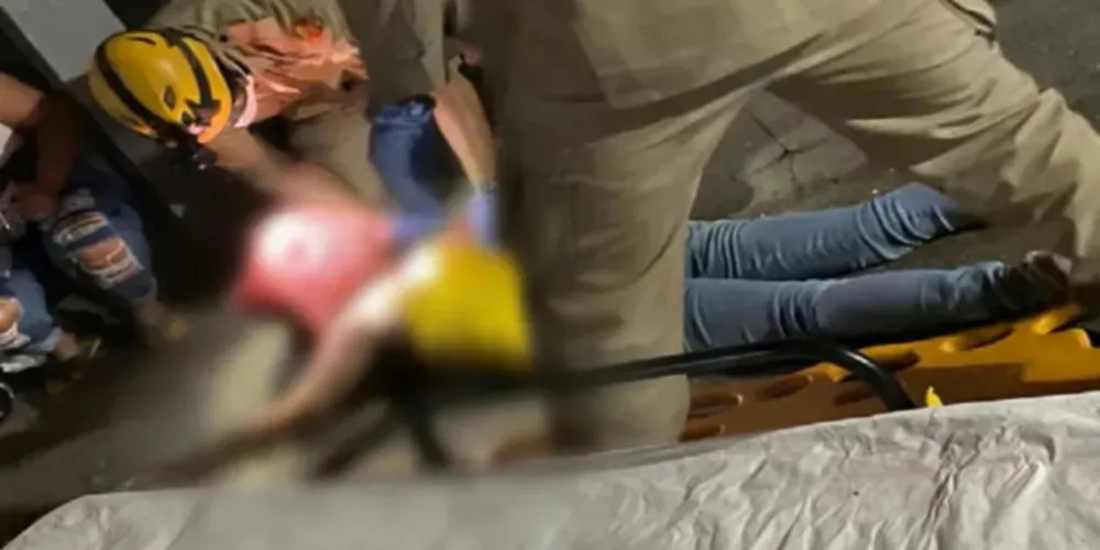 A adolescente foi encaminha ao hospital com queimaduras em cerca de 70% do corpo.