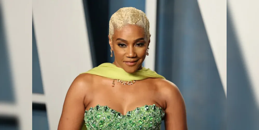 Tiffany Haddish posa para os fotógrafos em festa realizada após a cerimônia do Oscar 2022.