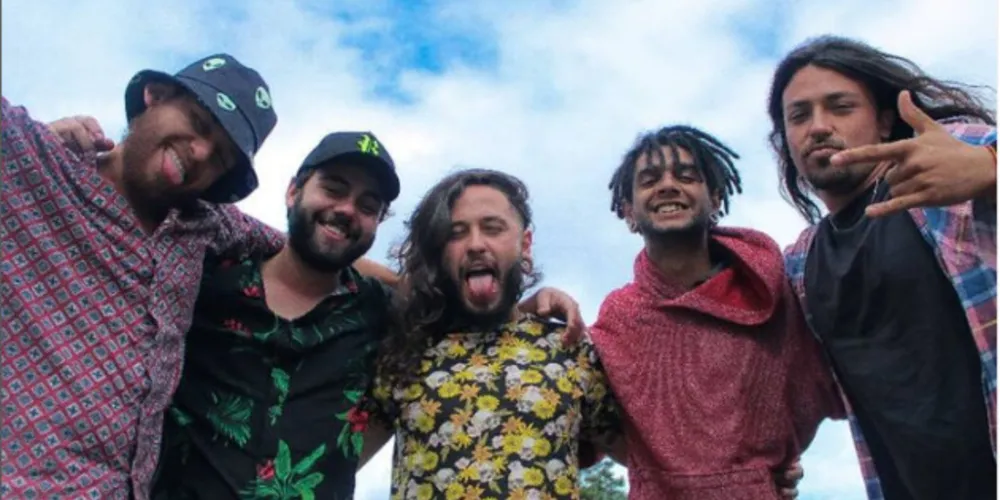 Integrantes da banda Castanheira, formada em junho de 2021.