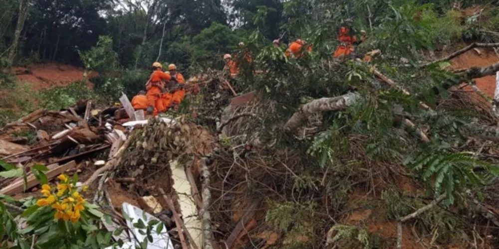 Com isso, sobe para 234 o número de mortos no desabamento de fevereiro.