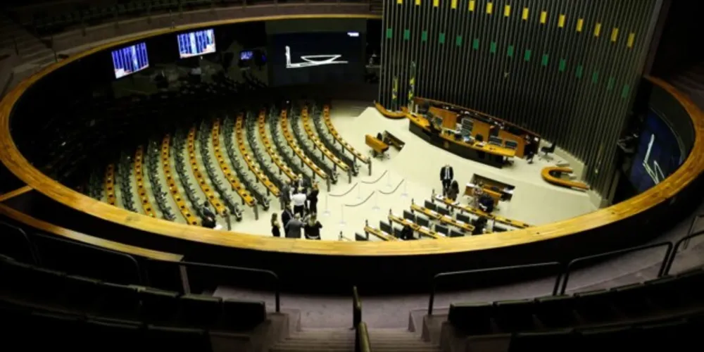 A chamada "janela partidária" se abre por 30 dias a cada ciclo eleitoral
