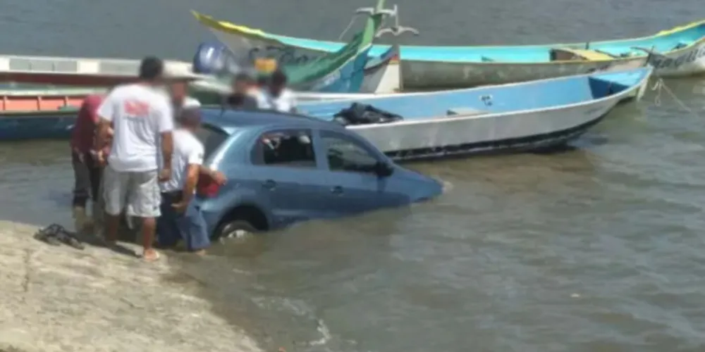 O caso aconteceu em frente ao Mercado Municipal de Guaraqueçaba.