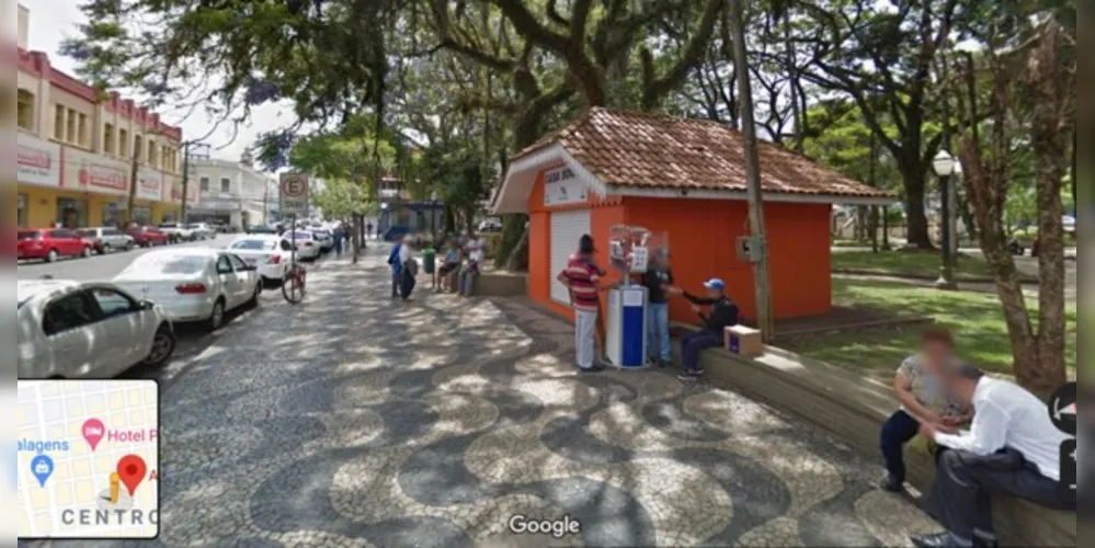 Casa Social da Praça Barão do Rio Branco.