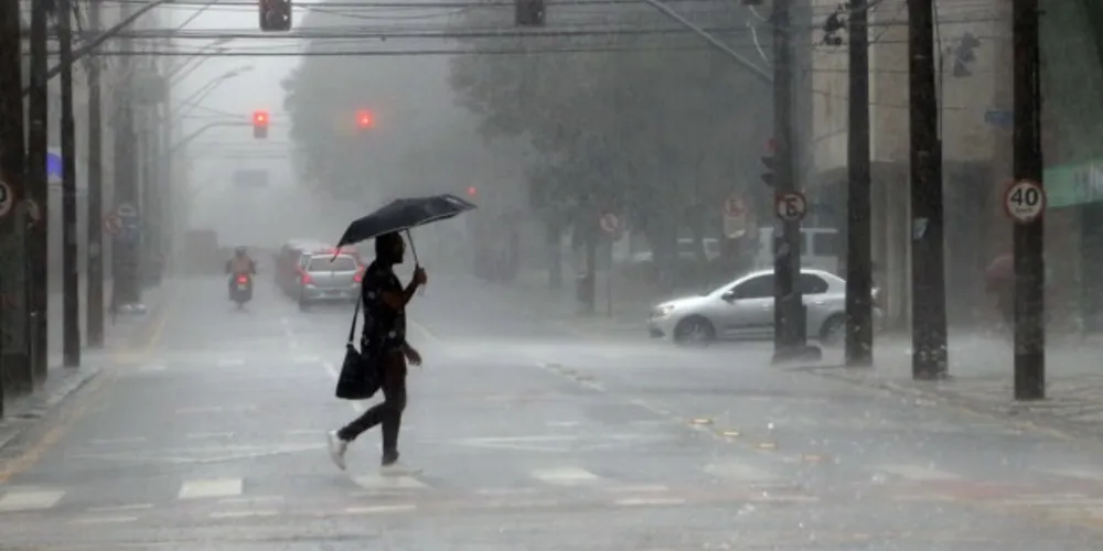 Chuva fica abaixo da média em fevereiro no Paraná, aponta o Simepar