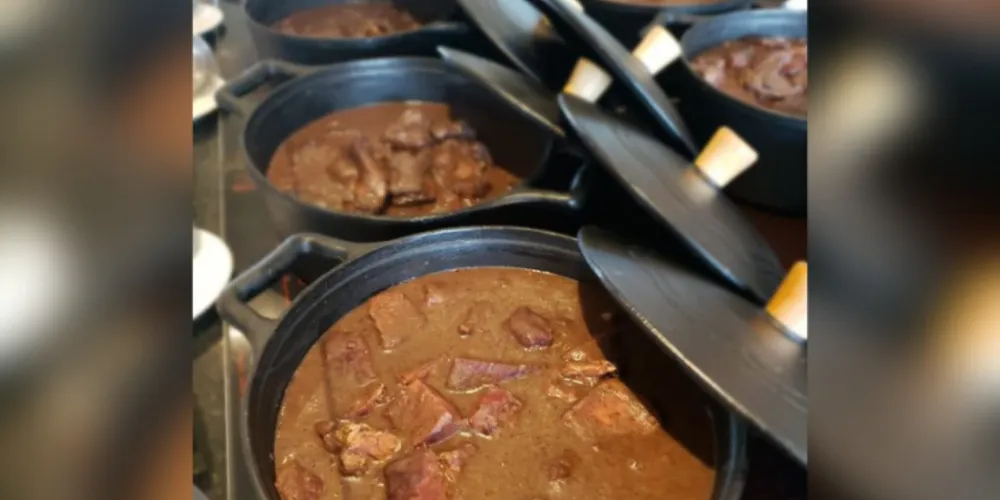 A feijoada é aclamada pelo público ponta-grossense.