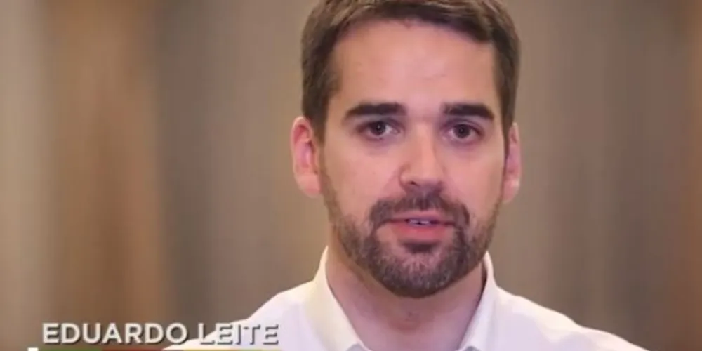 Eduardo Leite (PSDB), disse, nesta segunda-feira (28), que renunciará ao cargo