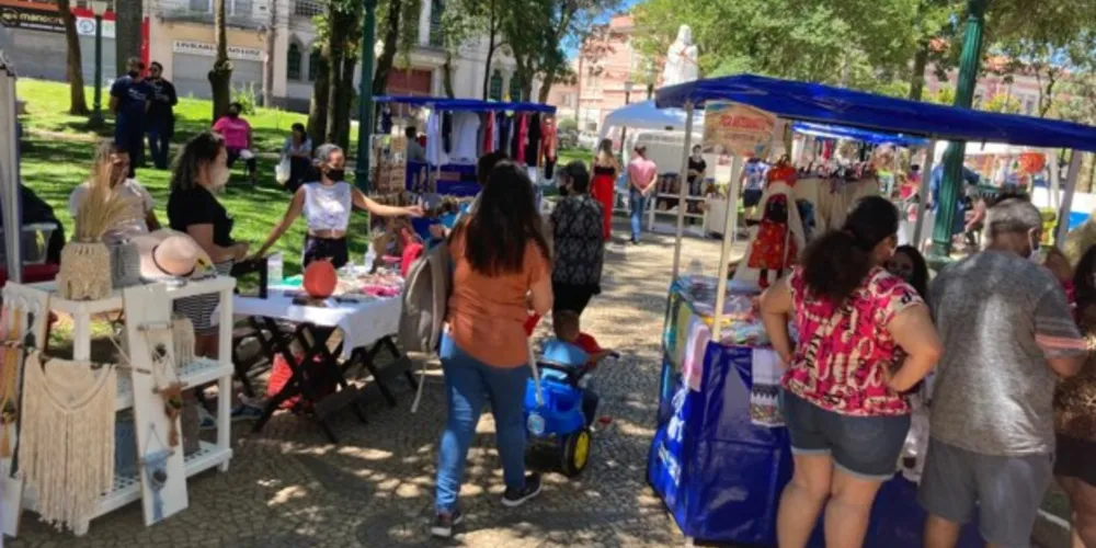 A segunda edição de 2022 contará com 120 barracas de artesanato, culinária artesanal, cultores de plantas e food trucks