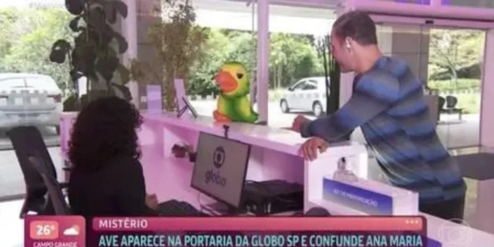 Muito parecido com Louro José, o fantoche disse que é neto da apresentadora do "Mais Você".