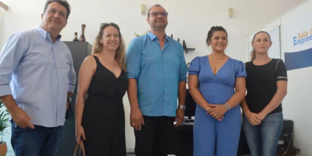 Prefeito Lula Thomaz (PSD) garante apoio para o empresariado