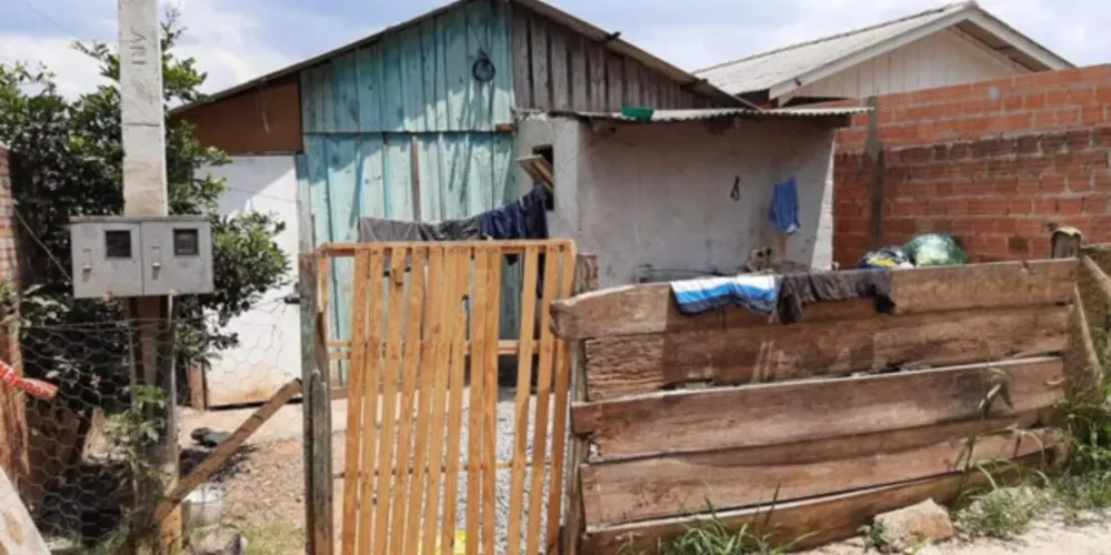 O acidente aconteceu em uma residência na cidade de Campina Grande do Sul.