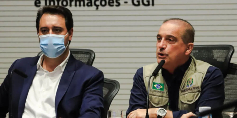 Carlos Massa Ratinho Junior recebeu nesta segunda-feira (7), no Palácio Iguaçu, o ministro do Trabalho e Previdência, Onyx Lorenzoni