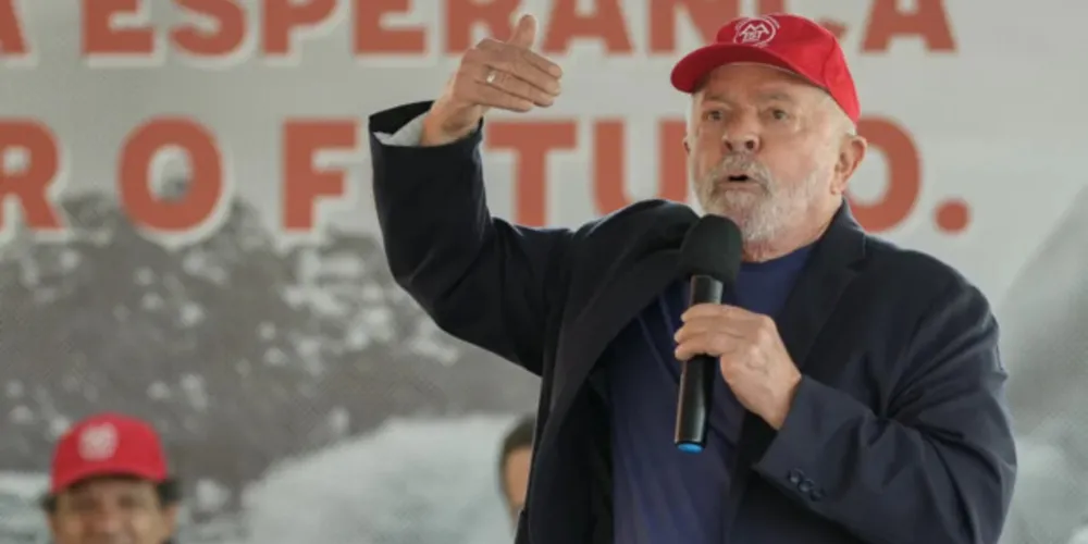 O ex-presidente Luiz Inácio Lula da Silva participou de um evento da CUT na última segunda-feira.